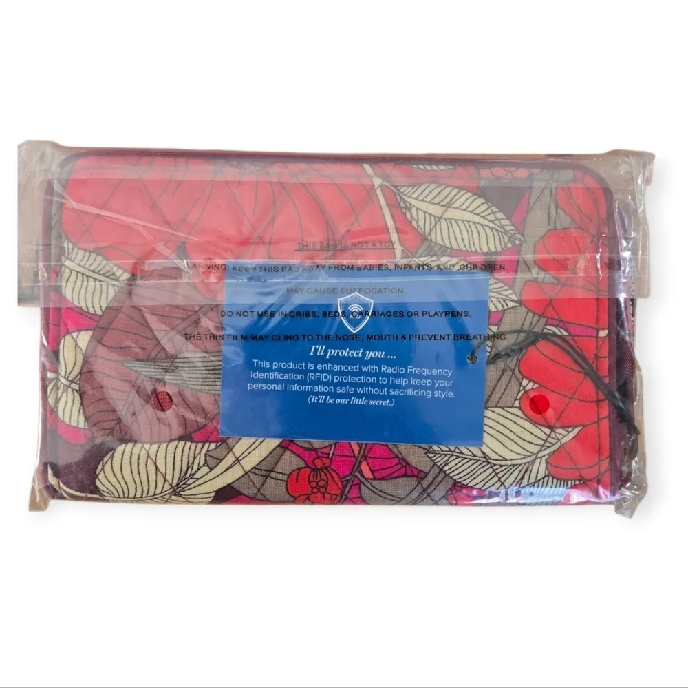Vera Bradley Grab & Go Wristlet